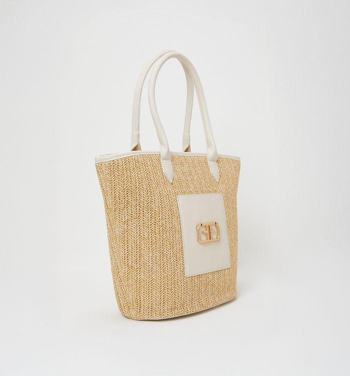 Bolso de hombro tejido con logo herraje