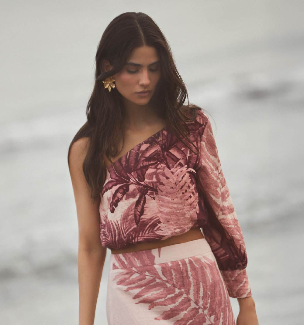 Blusa una sola manga