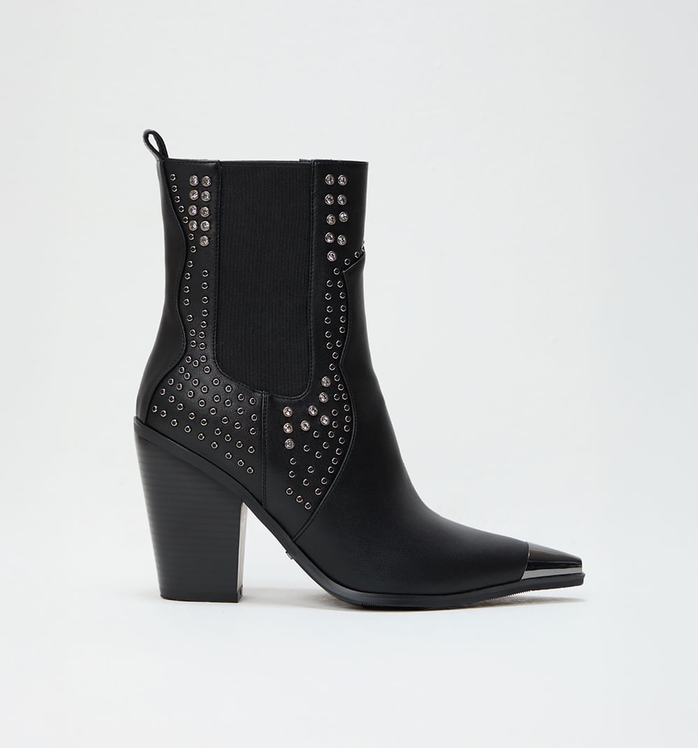 Bota caña media con punta metalica