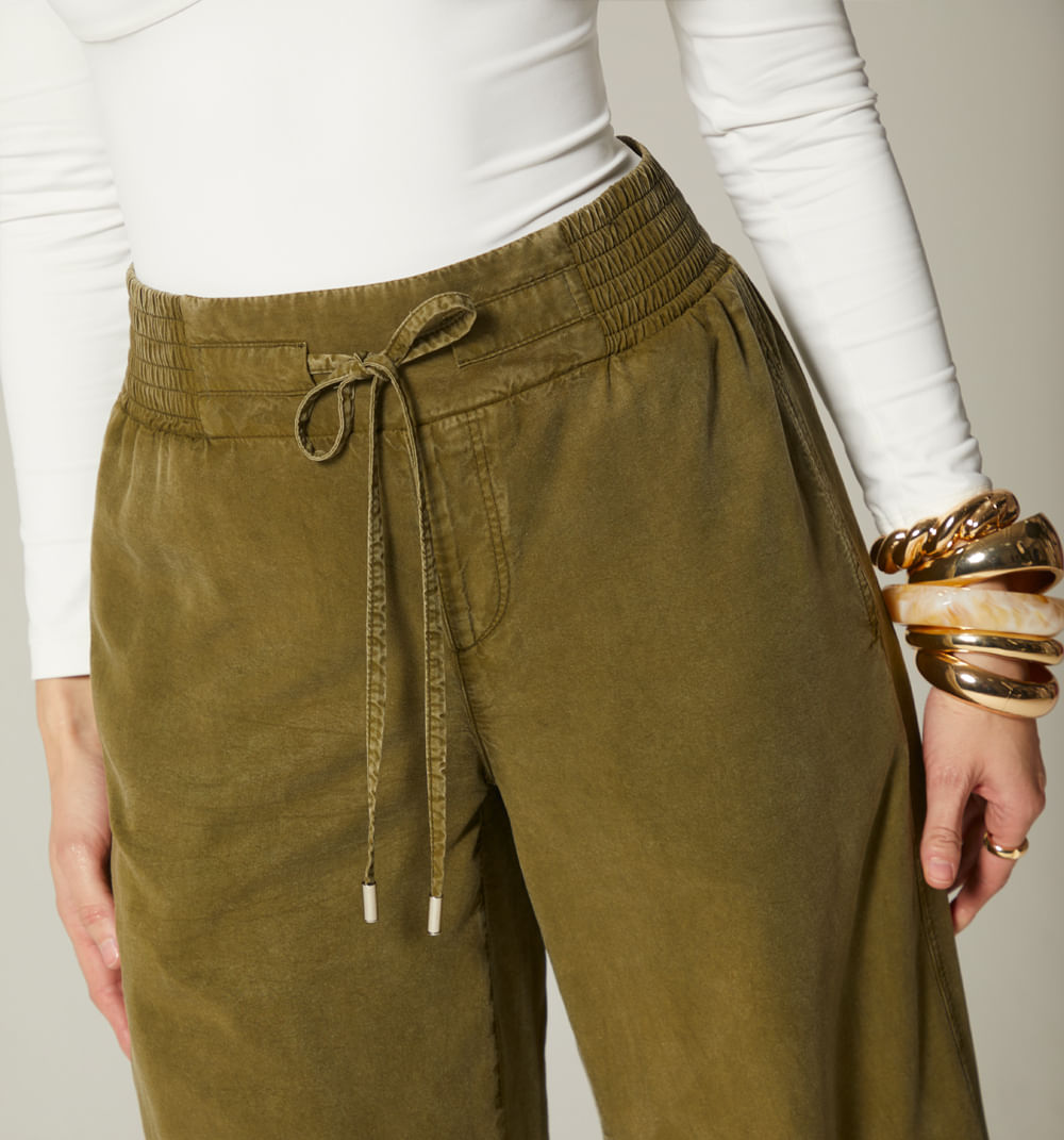 Jean palazo tiro alto alto con elastico