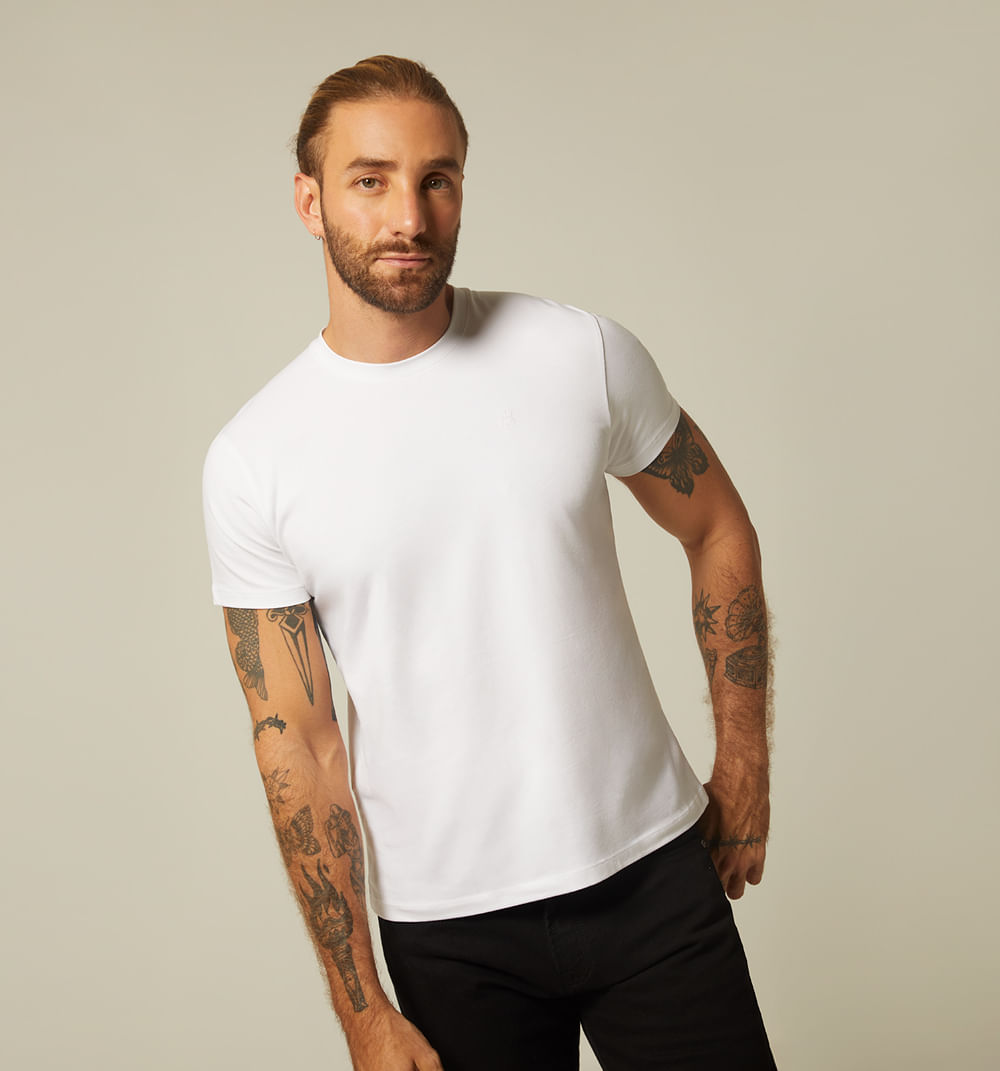 Camiseta cuello redondo slim fit