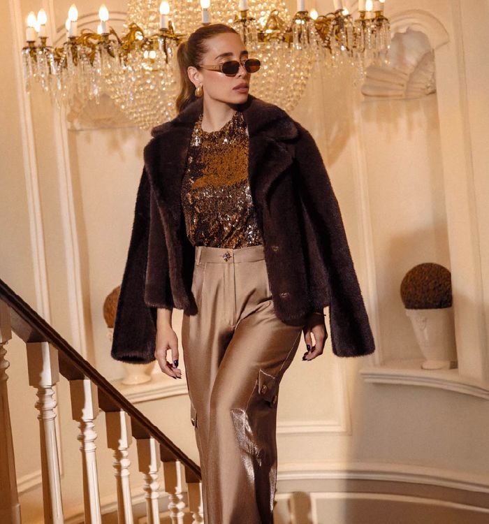 Pantalon palazo tiro alto con bolsillos