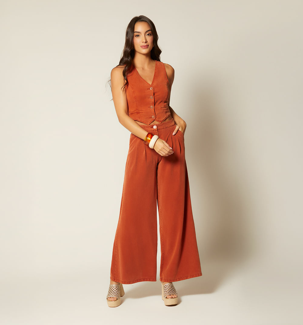 Chaleco corto con ribete