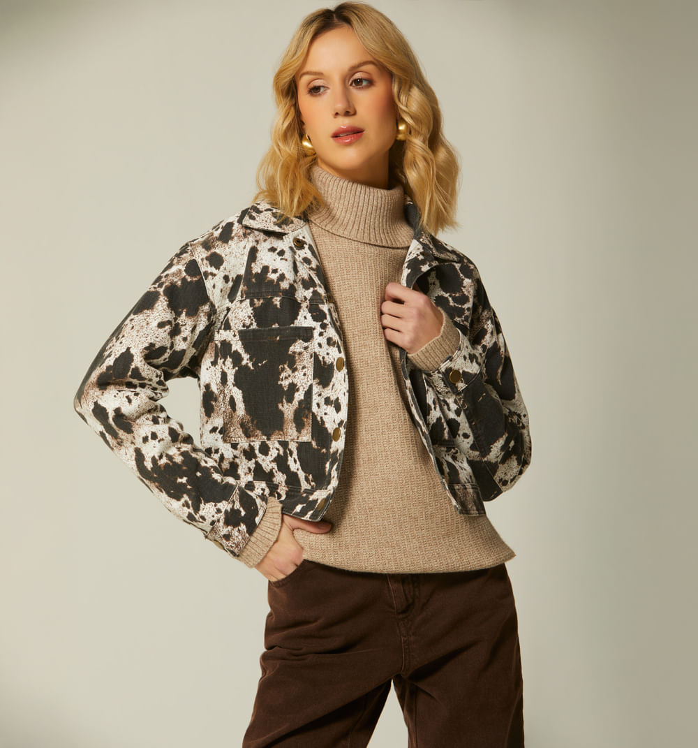 Chaqueta corta manga larga animal print
