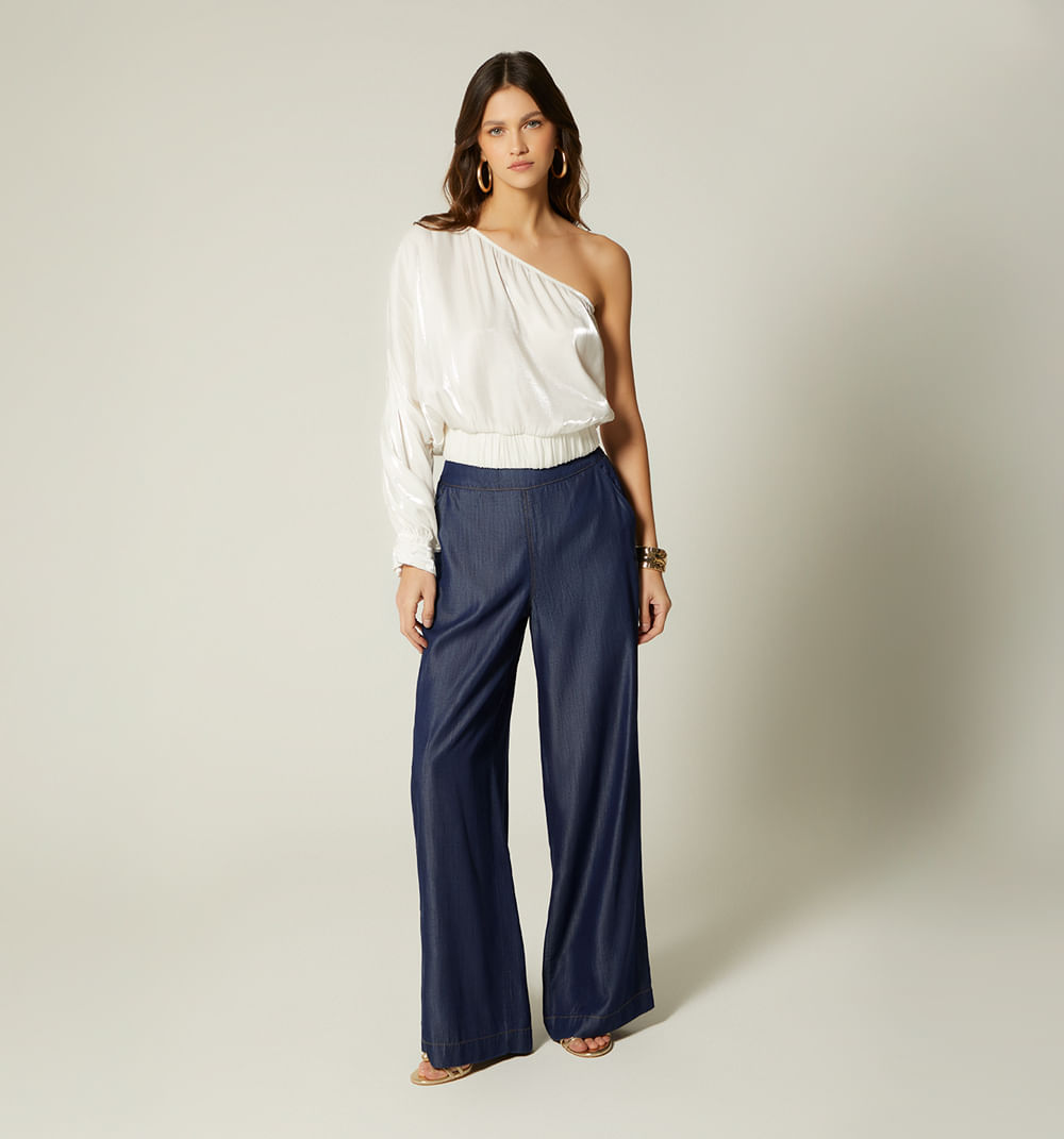 Blusa una manga drapeada