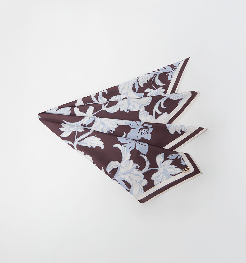 Pañuelo estampado floral