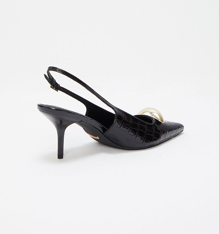 Zapato cerrado croco con aplique