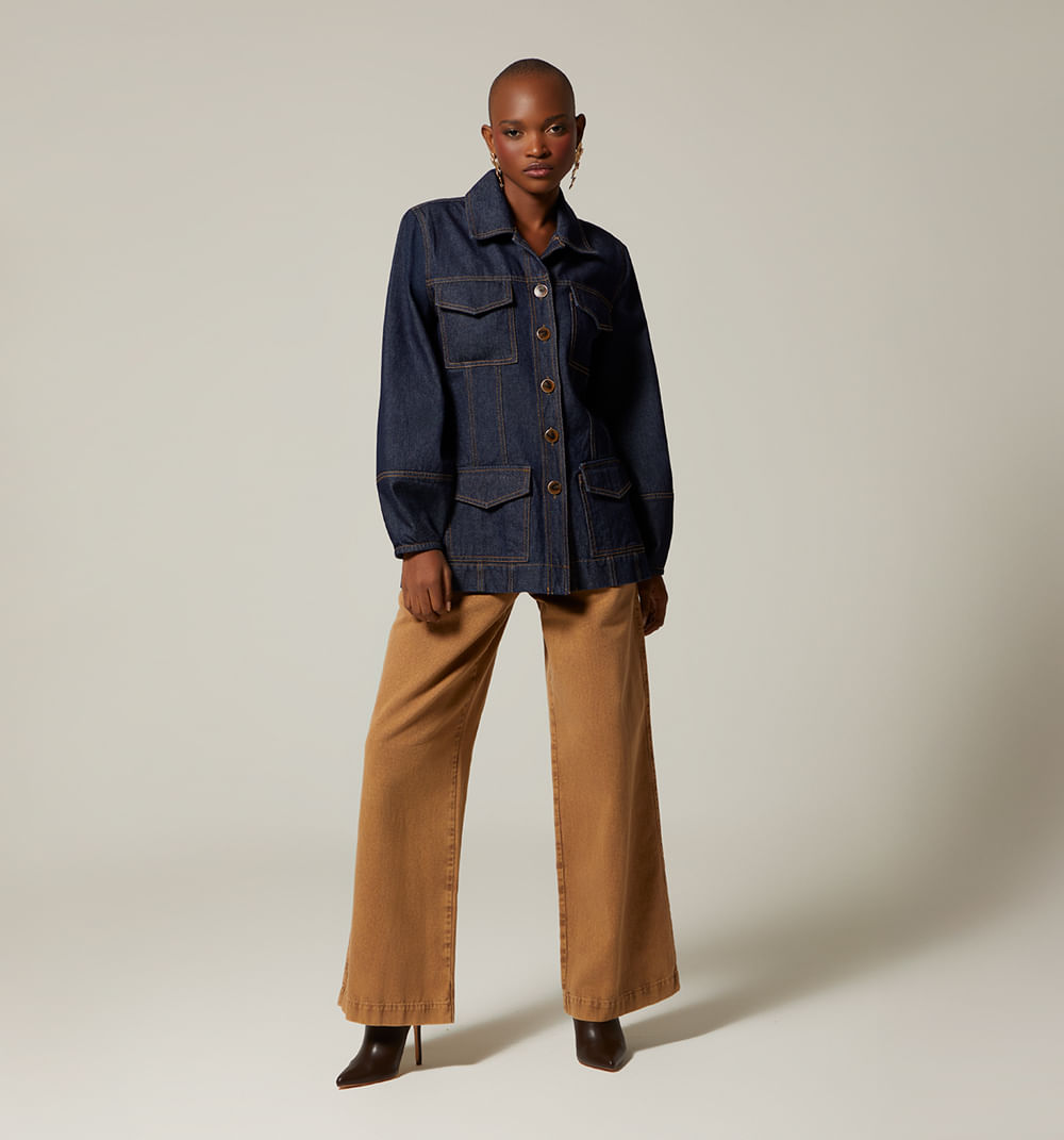 Chaqueta larga con tapas