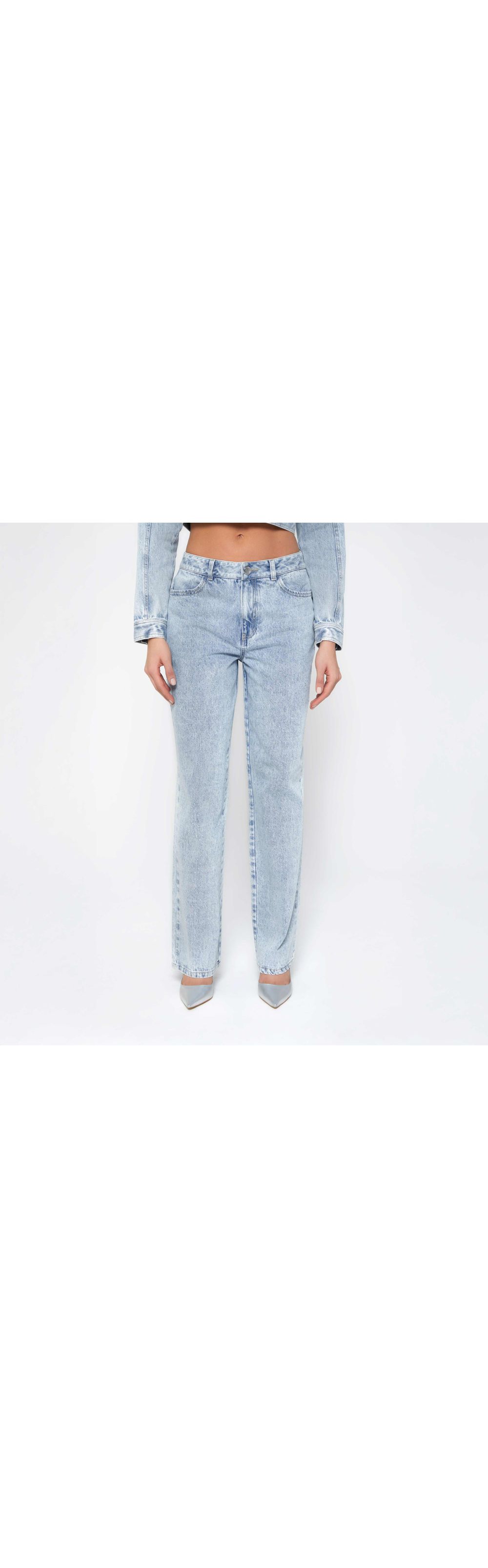 Jean bota recta tiro alto con hotfix