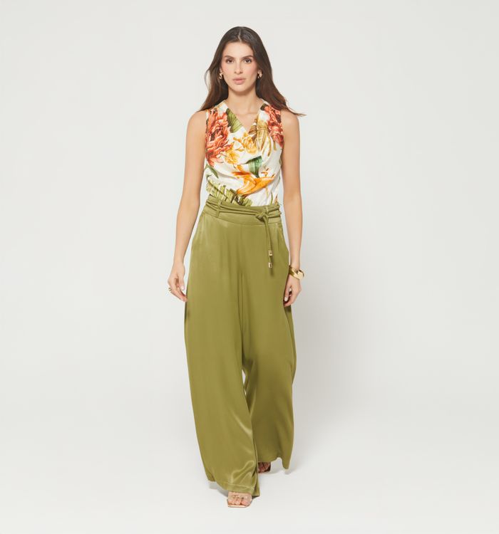Blusa escote pelicano