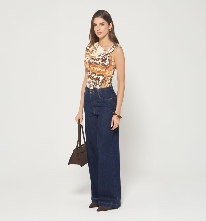 Blusa sisa irregular con herraje