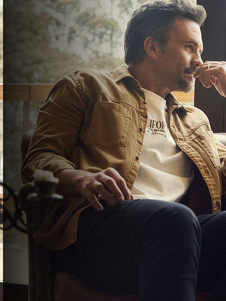 Foto de banner principal para campaña del día del padre con el actor Juan Pablo Raba